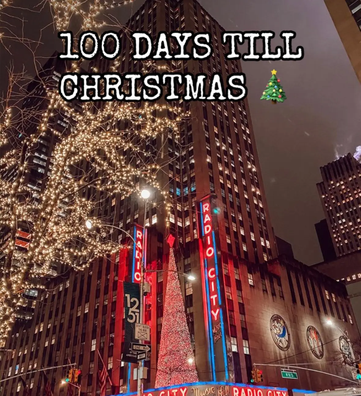 favorite time of the year ❤️🎄🥹🫶🏼 #christmas #100daystillchristmas #xmas #snow #100days #fy #fypage #santa #fypageviral #viral #nyc #rockefellercenter #radiocity #nycchristmas #thegrinch 
