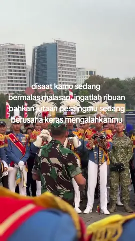 ayo bangkit🔥💪#fyp#akademimiliter#akpol#aal#aau#katakata#motivasi#tniindonesia🇮🇩#casistnipolri#seragamimpian#abdinegara#tentara#perwiramuda 