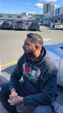 Im always working…#halalfood #birmingham #birminghamfood #halalfoodbirmingham #birminghamhalal #food #meme #halalbirmingham #halalfoodie #comedy #fypシ #fypシ゚viral #foodtruck #foodmeme #SmallBusiness 