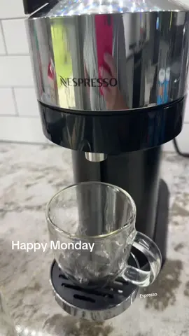 #creatorsearchinsights #happymondayeveryone #nespresso #brownsugarshakenespresso  