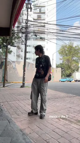 feliz dia del independencia, viva mexico <3