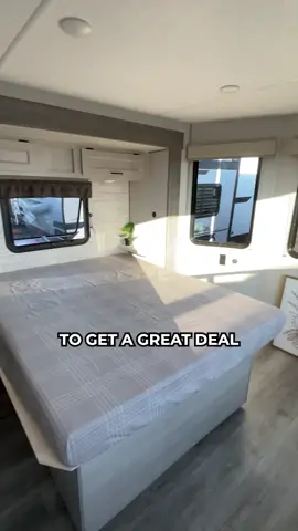 We’re EXTENDING our show deals on all in-stock RVs across our locations! Hurry in before September 30th to lock in your deal! 5 reasons to shop RV Value Mart 👇 We are local and family-owned! NO hidden fees: NO CHARGE for pre-delivery inspection! We finance! A rent-to-own program with NO credit check! Service centers at every location to keep you going! Happy camping! 🏕️🚐🪵🌲 #rv #rvlifestyle #campinglife #toyhauler #traveltrailer #fifthwheel