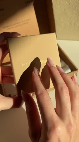 An organic unboxing video I did for a jewelry brand ✨ I absolutely love the result and to film when it’s golden hour 🥹🌅 #ugccreator #ugc #ugcdk #ugcuk #ugceurope #ugccontentcreator #ugccommunity #ugcjewelry #ugcjewelryexample #ugccontent #ugcdanmark #ugcportfolio #fyp #ugcunboxing 