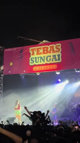 Ha sukenye biak bekincah, komen lok yang hadir 😂😂😂                  #tebassungaifair2024 #tebas #dutabossmuda #sambas #kalbar  @dutabosmuda 