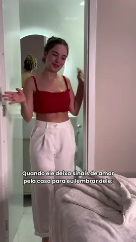 Lysoform está no meu dia a dia para facilitar toda essa demonstração de amor que Rafael deixa, Lysoform Aerossol para superfícies e limpezas rápidas + Lysoform Líquido para retirada de odor das roupas é o meu combo preferido. Toda a minha casa limpa, organizada e desinfetada com a certeza de que 99,9% das bactérias, vírus e fungos foram eliminados. @LysoformBrasil  Publ1cidad1