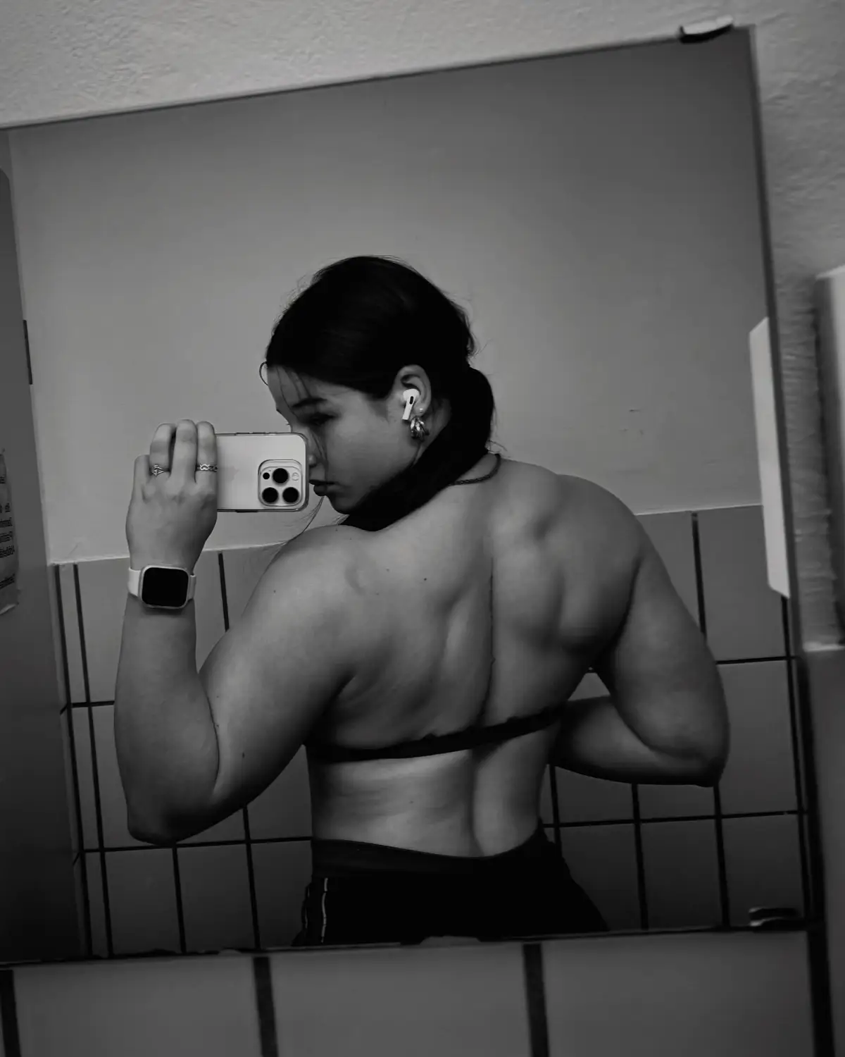 #GymTok#cassysound#cassylegaspi#backmuscles#gympic#girliemuscles