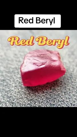 Red Beryl waa dhagax qaali ah wadankeenana waa Laga helaa. #somalitiktok #gold #viral #duet 