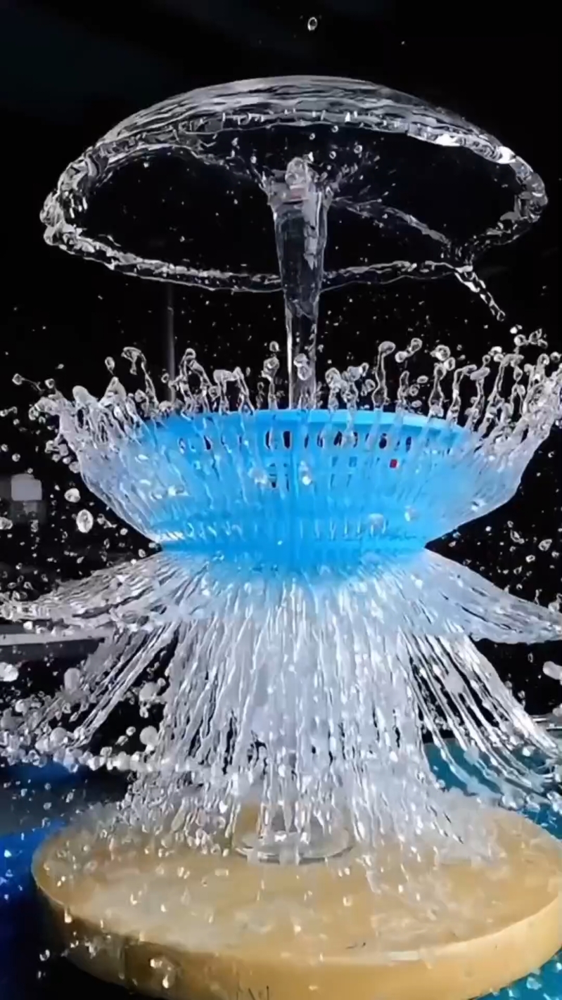 Câmera Lenta... #slow #slowmotion #satisfyingvideo #satisfying #cameralenta #water 