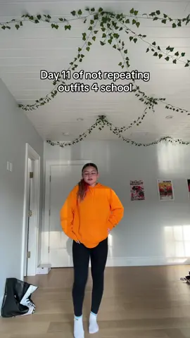 ingore how I look I had no time to make this #backtoschooloutfit #outfitideas #OOTD #falloutfits #comfyoutfits #backtoschool 