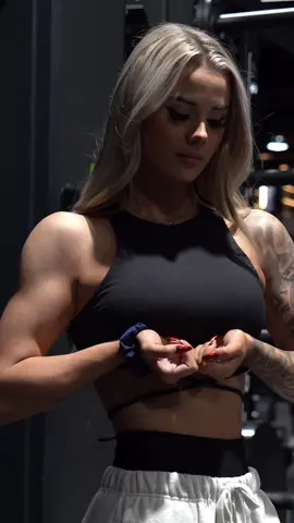 The noodle arms🥲 #foryou #gym #fypシ 