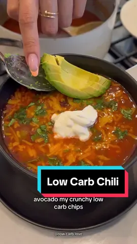 HEARTY LOW CARB CHILI! ❤️#chilirecipe #homemadefood #lowcarbrecipes #soupseason #easydinnerideas #cookwithme 