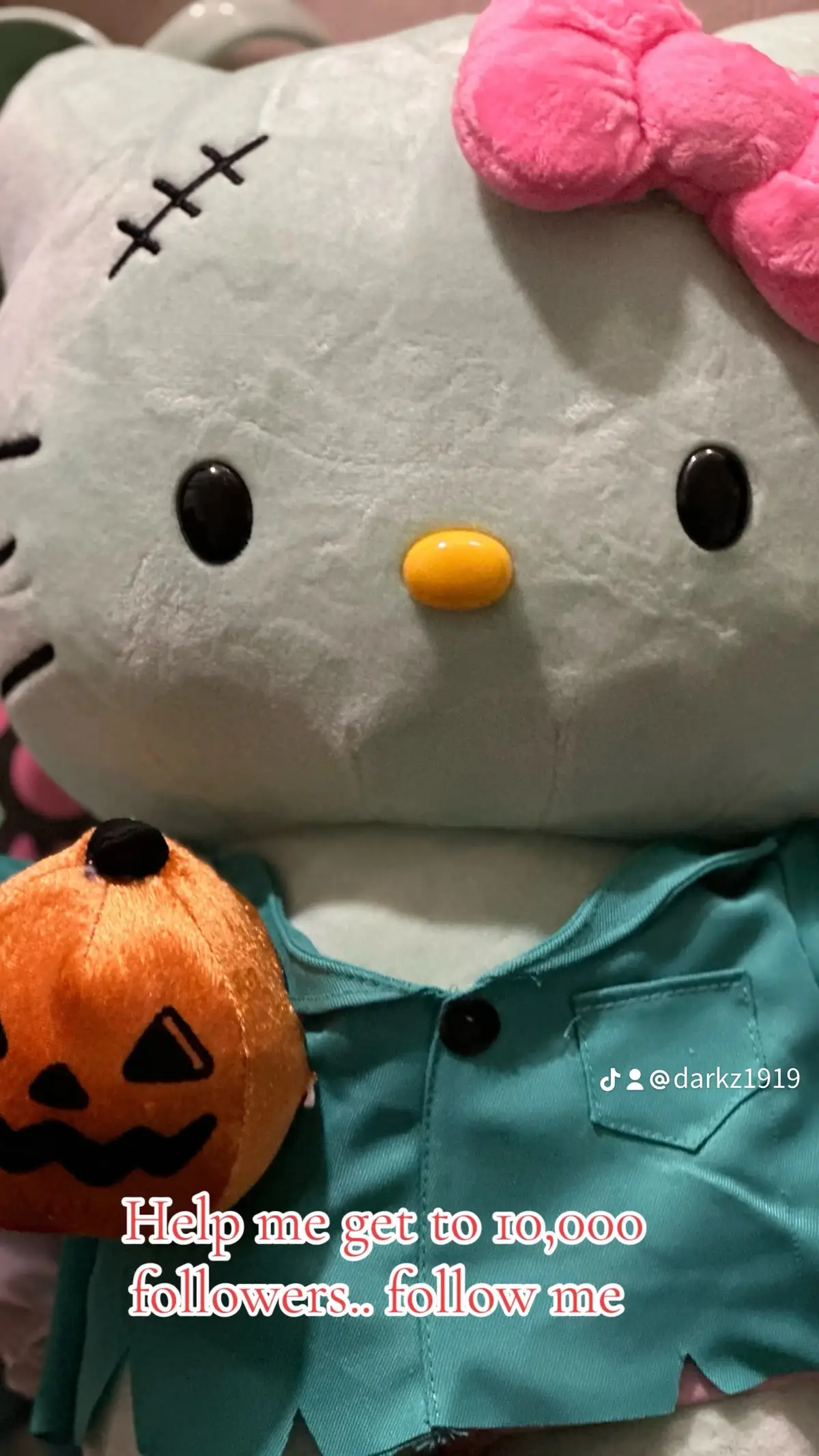 #help #ineedfreinds #hellokitty #sanrio #darkz78 #fypシ゚viral🖤tiktok 