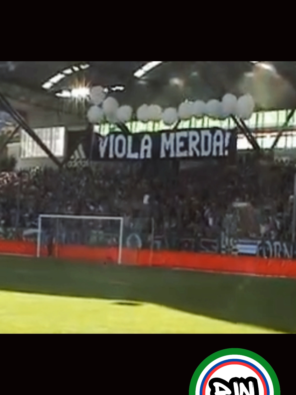 Block West beim Wiener Derby im Hanappi Stadion! #rapidwien #fussball #ultras 