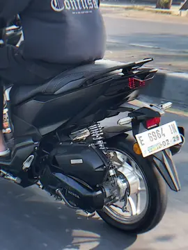 #CapCut pesona kirian + knlpot mdm kndman sarteng😋🥶 #vario160 #fyp #mdmracingmuffler 