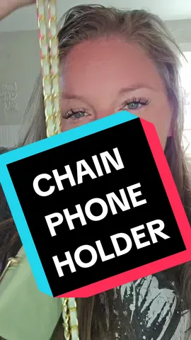 No pockets? No problem! Chain phone holder to the rescue! #clipandgostrap #clipandgophoneholder #phonechain #chainphoneholder #nopocketsprobs #nopocketsnoproblem 