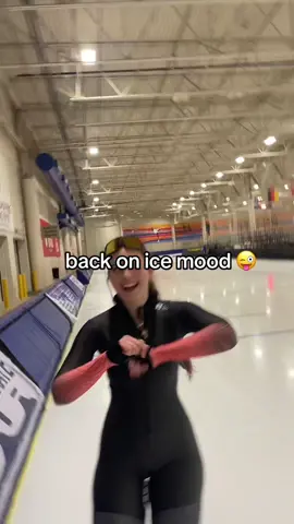 WOOOO! 🥳🎉 @NASTASJA @NATAŠA #speedskating #IceSkating #thebrunettebabes  