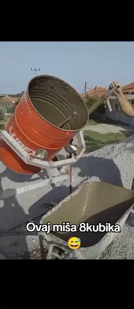 Vide Mešalca😅👷#fyp #viral #mješalica #beton #gradjevina #bauštela #humor #balkanci #foryoupage #samonabalkanu #viralbalkanforyou🇷🇸🇧🇦🇭🇷🇲🇰🇲🇪🇸🇮 #videoforyou #balkan #trendingvideo #viraltiktok #balkantiktok #trendingvideo #foryou #viral #fyp #foryoupage #fyppppppppppppppppppppppp #