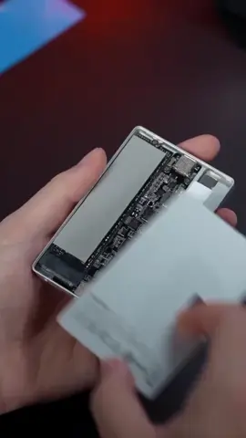 Sharge Disk Plus previewed as ultra-compact external SSD with MagSafe-like portability and 4TB capacity.✅🥰 #sharge #diskplus #compact #compactdisc #ssd #tech