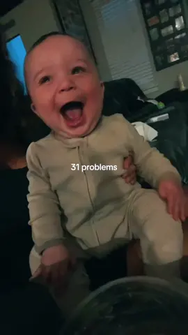 He is just the best 🥹🤍 #mom #MomsofTikTok #pnwmom #momlife #mum #engagement 
