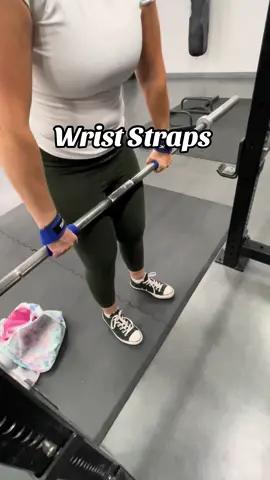 Next Time I Will Add Some Weight  🥴 either way you’ll Be so glad you ordered these. #musclemommy #weighttraining #gym #GymTok #liftingstraps #liftheavy #train 