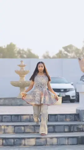 capcut#sistrology💞✌🏻 #trending #viralvideo #fypシ゚viral #goolibaazbouys @Iqra Kanwal 