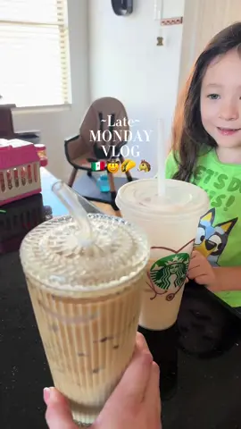 Happy Tuesday amigas, heres a late Monday vlog! Monday was independence day in Mexico 🇲🇽 we live in a border town , so of course we celebrated all weekend ❤️🤍💚 #diadeindependecia #mexico #sonora #mondayvlog #dayinthelife #ditlofamom #ditl #nurse #emergencynurse #Vlog #contentcreator #microcontentcreator 
