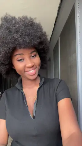 Dc:@PLAYBOY HOLALI #fyp #fypシ゚viral #viralvideos #explore #iamakuabella 