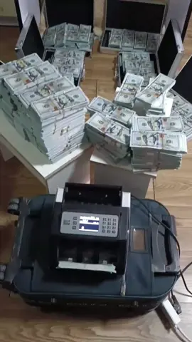 Perfect Counting $14.1 Million Dollars Cash #millionaire #dollar #cash #unitedkingdom #combodia 