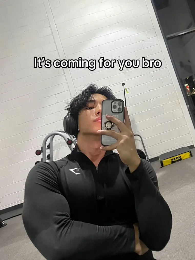 @Gymshark i need a sponser 😤 #tojifushiguro #gym #gymtransformation #motivation #toji #winterarc #gymshark #transformation #GlowUp 