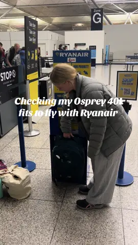 Osprey 40L fairview fits perfectly for Ryanair overhead lockers 🎒 as it is only 20cm depth use the compression straps to make sure it is not to bulky ✨ #travel #traveltiktok #travellife #ryanair 