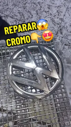 Como 😱REPARAR😱 el cromado🤩 de los emblemas, la pintura 1️⃣0️⃣0️⃣% espejo que puede metalizar cualquier material #repair #repairing #autos #cars #tuning #painter #pintura #pinturas 