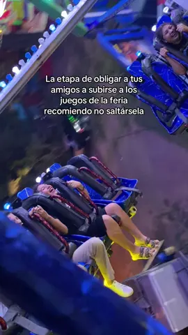 #fyp #paratii #feria #juegosmecanicos🎢🎡🎠 #rie #estoysubidaenestawebada #viraltiktok #contenido #carruseles 