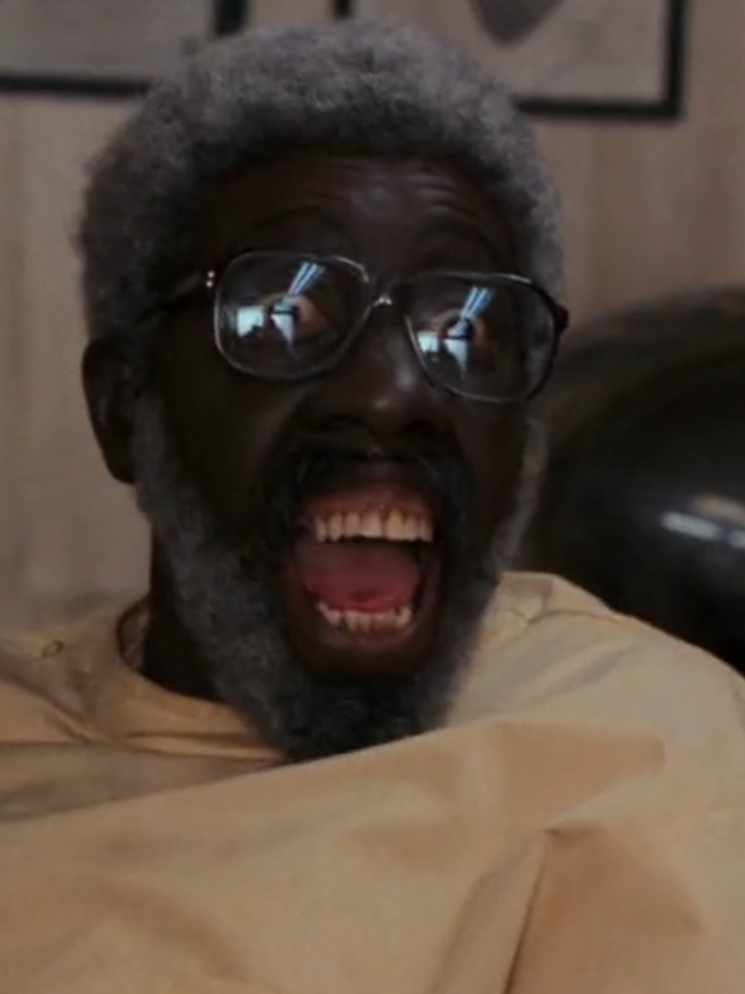 A royal arrival in the Big Apple! 👑 Watch this hilarious 'Coming to America' scene where King Jaffe Joffer strides into the New York barbershop looking for Prince Akeem, only to be visibly disgusted by their antics. 😂💈 In memory of the legendary James Earl Jones, whose voice and presence brought characters like King Jaffe, Mufasa, and Darth Vader to life. Which iconic role should we feature next—Mufasa or Darth Vader? Let us know below! ⬇️ #ComingToAmerica #KingJaffeJoffer #JamesEarlJones #NYCBound #BarbershopScene #MufasaOrVader #IconicRoles #LionKingLegacy #StarWarsLegend #DarthVader #Mufasa #VoiceOfGreatness #NostalgiaFix #RetroHeads #FollowForMore