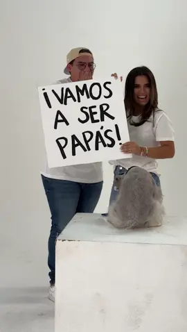 Despues de un tiempo, les podemos decir que @Gigi #yYo! Vamos a ser papás! 🥹👼🍼 Ustedes son parte de esta historia y moriamos por contarles esta noticia! 😍 #GusZapiain #GuMunch #Amor #Couple #CoupleGoals #Goals #Novios #Novia #Bebe 