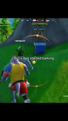 Crashing out over a blue tac smg lol #fortnite