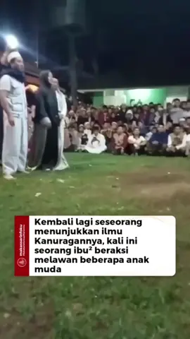 Kembali lagi seseorang menunjukkan ilmu Kanuragannya, kali ini seorang ibu² beraksi melawan beberapa anak muda 😱 [AA Haikal official] #makassarinfoku #sahabatinformasiharianmu 