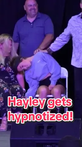 What a great subject! Credit: Mark Yuzuik #hypnotized #hypno #hypnosis #hypnose #sleep #fyp #streethypnosis #instanthypnosis #rapidinduction #passedout #hypnotist 