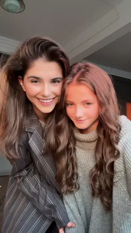похожи? родная сестра 🖤