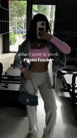 First day of my period and i am feeling so tired and meh. I dont even know how i had energy to leave my bed but here we are 🩰🩰🩰🩰 #teacherootd #pilatesinstructor #pilatestiktok #OOTD #fyppppppppppppppppppppppp 