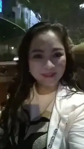 Cô Phương Hằng Live tối 19/9 dạo phố #nguyenphuonghang #xuhuong 