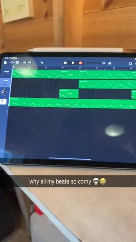Corniest one yet 😭❌ #beat #producer #kanyewest #fyp #funny #music 