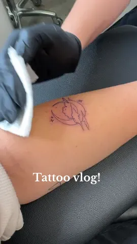 Come with me to get a Fine Line tattoo in Kansas City  🤗 Im so obsessed with the results!!  #kansascityfineline #finelinetattoo #finelinetattooartist #fineline #tattoovlog #fyp #dayinmylifevlog  