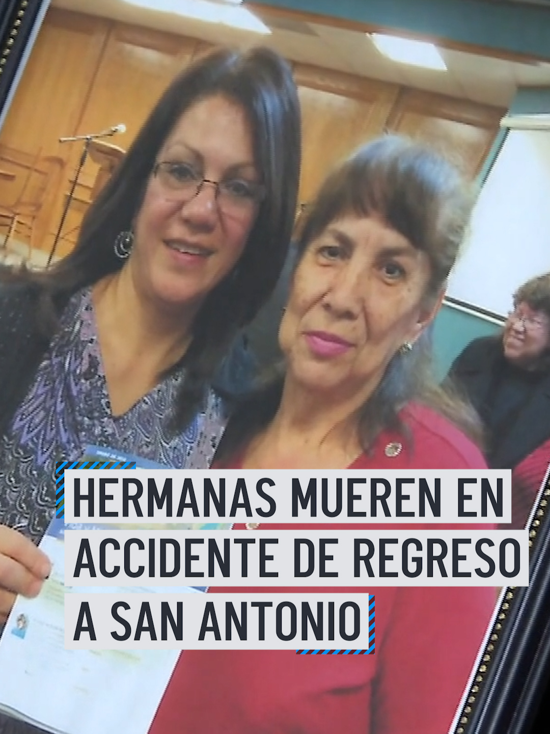 Autobús en llamas: hermanas mueren en accidente de regreso a San Antonio. Sus familiares relataron cómo ocurrió el choque que les causó la muerte. Más en nuestra página web. #noticias #noticiasenespañol #accidente #méxico #texas #telemundo #sanantoniotx