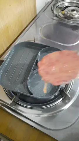 Perfect sating mga nanay to. #nonstickpans #nonstickfryingpan #eggpan #kitchenware 