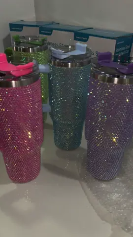 #vasostermicospersonalizados #vasosconbrillos #shine #brillos #paratiiiiiiiiiiiiiiiiiiiiiiiiiiiiiii #viraltiktok #viral #fyupage 
