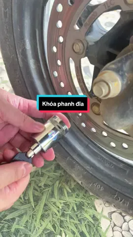 Khóa phanh đĩa tiện lợi #nongtrahuong #khoaxemay #khoaphanhdia #khoaphanhdiachongtrom 