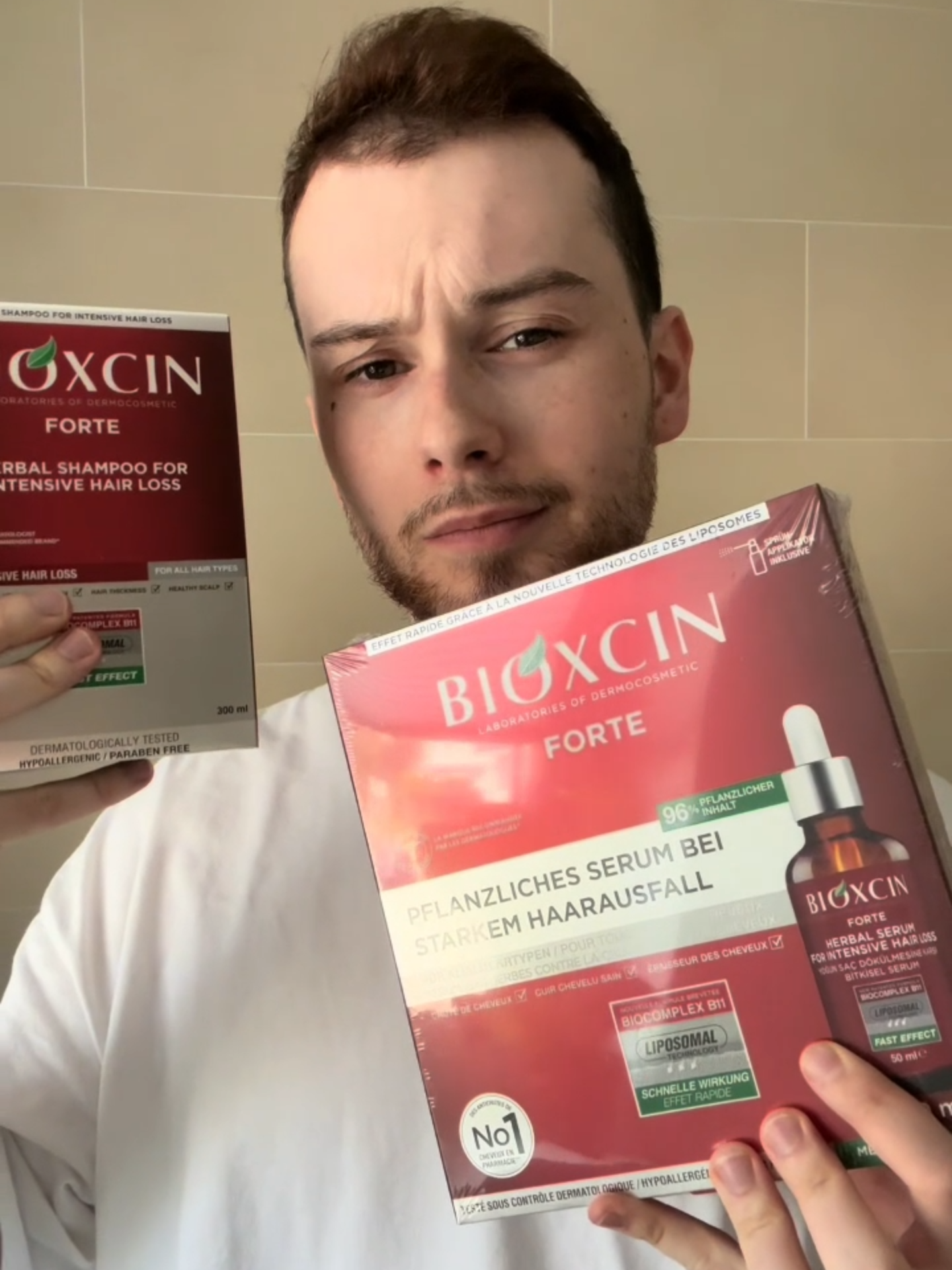 BIOXCIN Forte Serum und Forte Shampoo Es ist für alle Haartypen geeignet und kann von Frauen als auch Männern verwendet werden. Kann nur in Apotheken und Online-Apotheken erhalten werden und ist für die tägliche Anwendung geeignet.  Für eine schnelle und effektive Wirkung gegen Haarausfall empfehlen wir das Forte Shampoo und Serum als Haarpflege Set zu verwenden.  #bioxcin #forteshampoo #forteserum #haarpflege