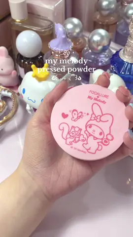 langsung kayak pake filter abis apply?! ga cuman lucu doang tapi bagus juga hasil pressed powder my melody iniii🎀🩷! #compactpowder #focalluresanrio #mymelodymakeup #cutemakeup #pressedpowderrecommendation 