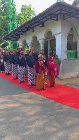 KIRAB MERTI SUMBER H+1    #fy #fyp #fypシ #FKR2024 #FestivalKembangRawe #virall #viraltiktok #viral #ivent #masukberanda #trend #trending #trending #festivalkembangrawe #xyzbca #magetan #magetan24jam #festival2024 #dinaspariwisata #kembangrawe #festival 