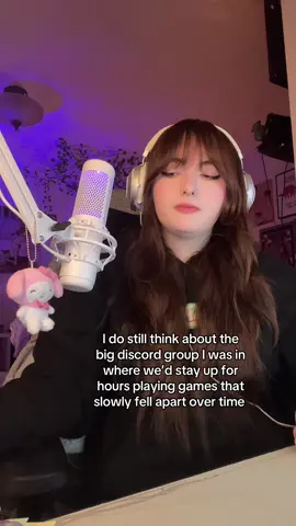 i don’t think any of them even play games anymore #smallstreamer #varietystreamer #streamermemes #discordgang #onlinefriends #gaminglife 